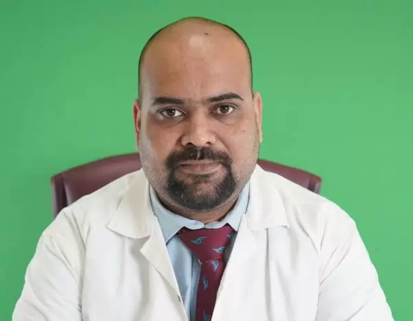 Dr. Lalit Banswal - Best Cancer Specialist in Pune | Chief Cancer & GI Surgeon | Laparoscopic & Robotic Surgeon in Pune